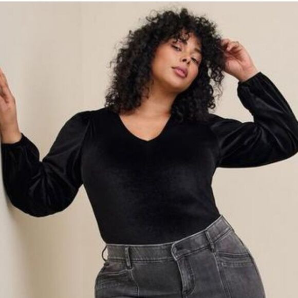 Torrid Stretch Velvet V-Neck Long Sleeve Bodysuit - Picture 1 of 4